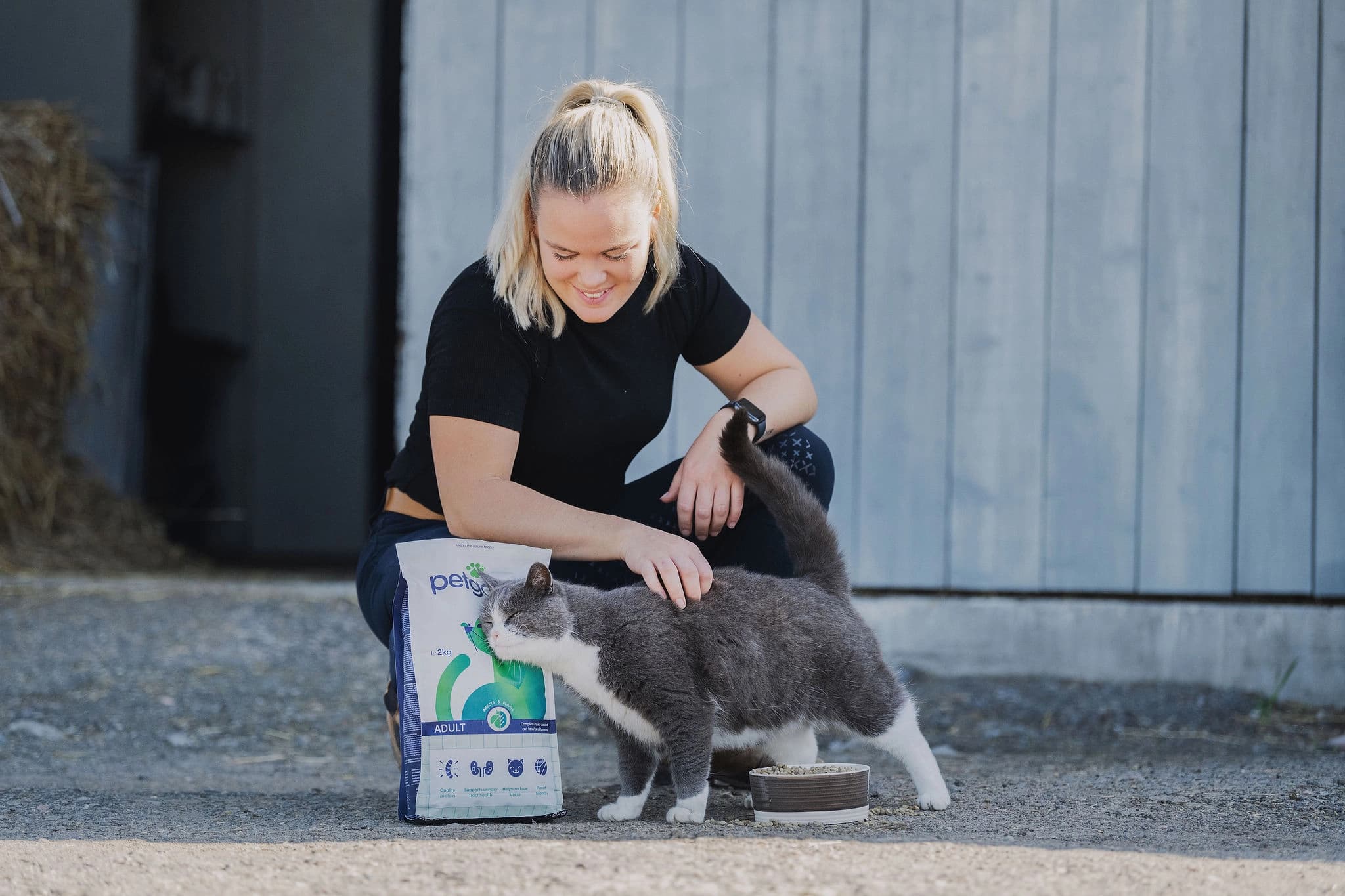 Ambassador - Lina Dolk with Petgoods cat food